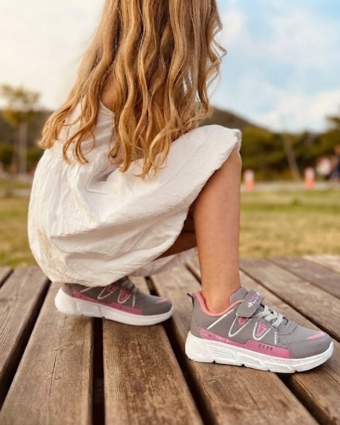 Picture of Kız Çocuk Cırtlı Bağcık Detaylı Günlük Sneaker Spor Ayakkabı