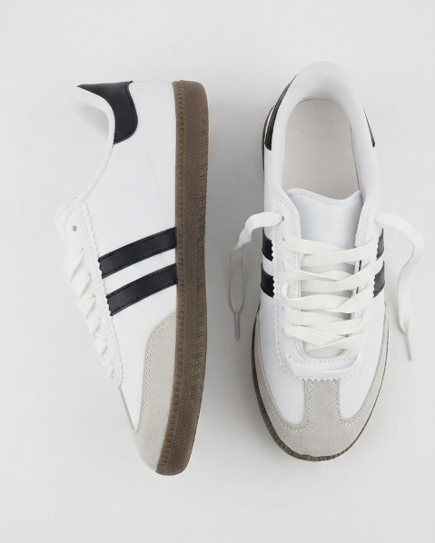 Resim Kadın Yandan Şeritli Bağcıklı Düz Taban Sneakers Spor Ayakkabı